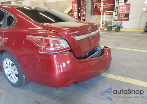 2014 Nissan Altima 2.5/2.5 S/2.5 Sl/2.5 Sv z USA, uszkodzony, nr VIN 1N4AL3AP2EC284588